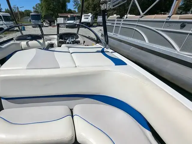 Malibu 21 XTI Sunsetter