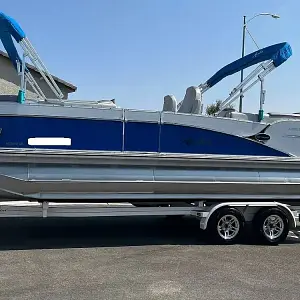 2018 Avalon 2385QL Catalina