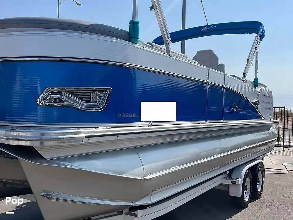 2018 Avalon 2385 ql catalina super clean