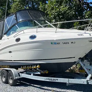 2011 Sea Ray Sundancer 240