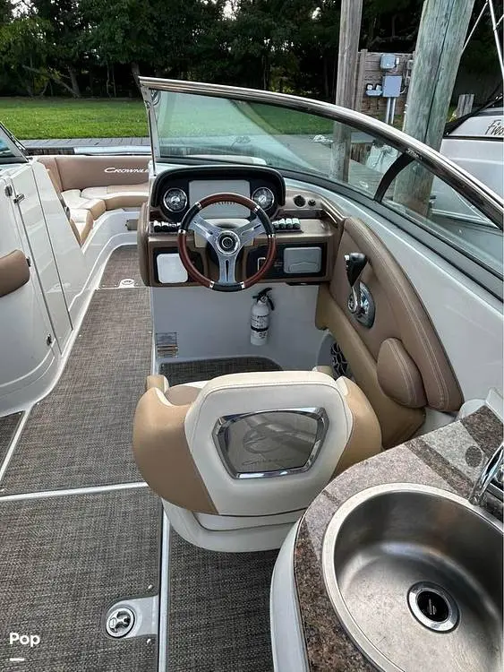 2021 Crownline e280xs