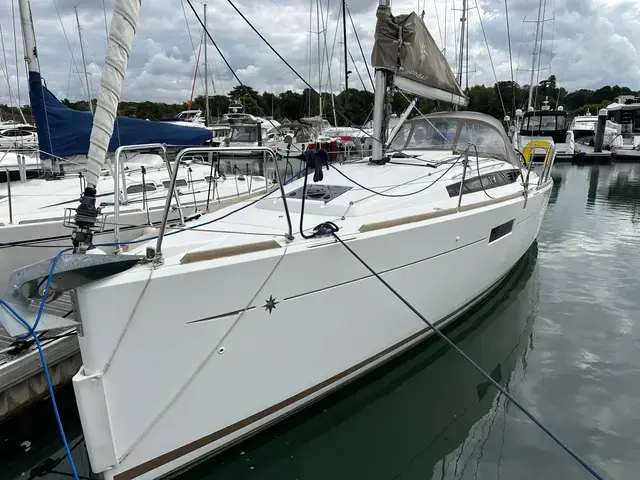 Jeanneau Sun Odyssey 349