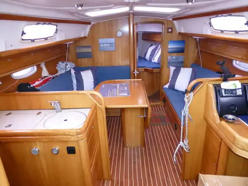 2006 Bavaria 33 cruiser