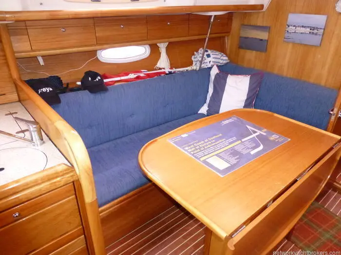 2006 Bavaria 33 cruiser