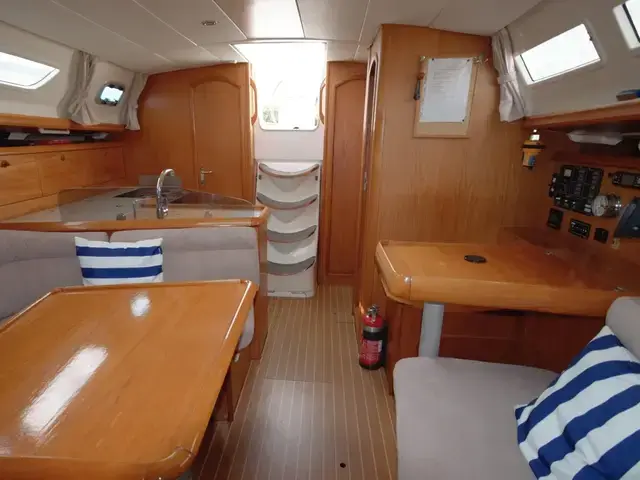 Jeanneau Sun Odyssey 37