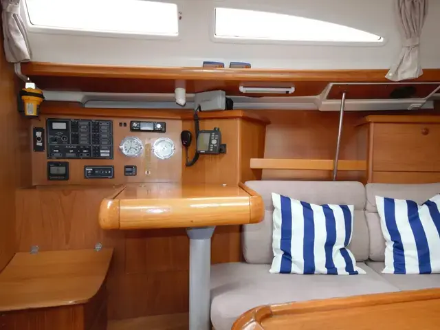 Jeanneau Sun Odyssey 37