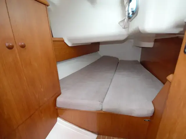 Jeanneau Sun Odyssey 37