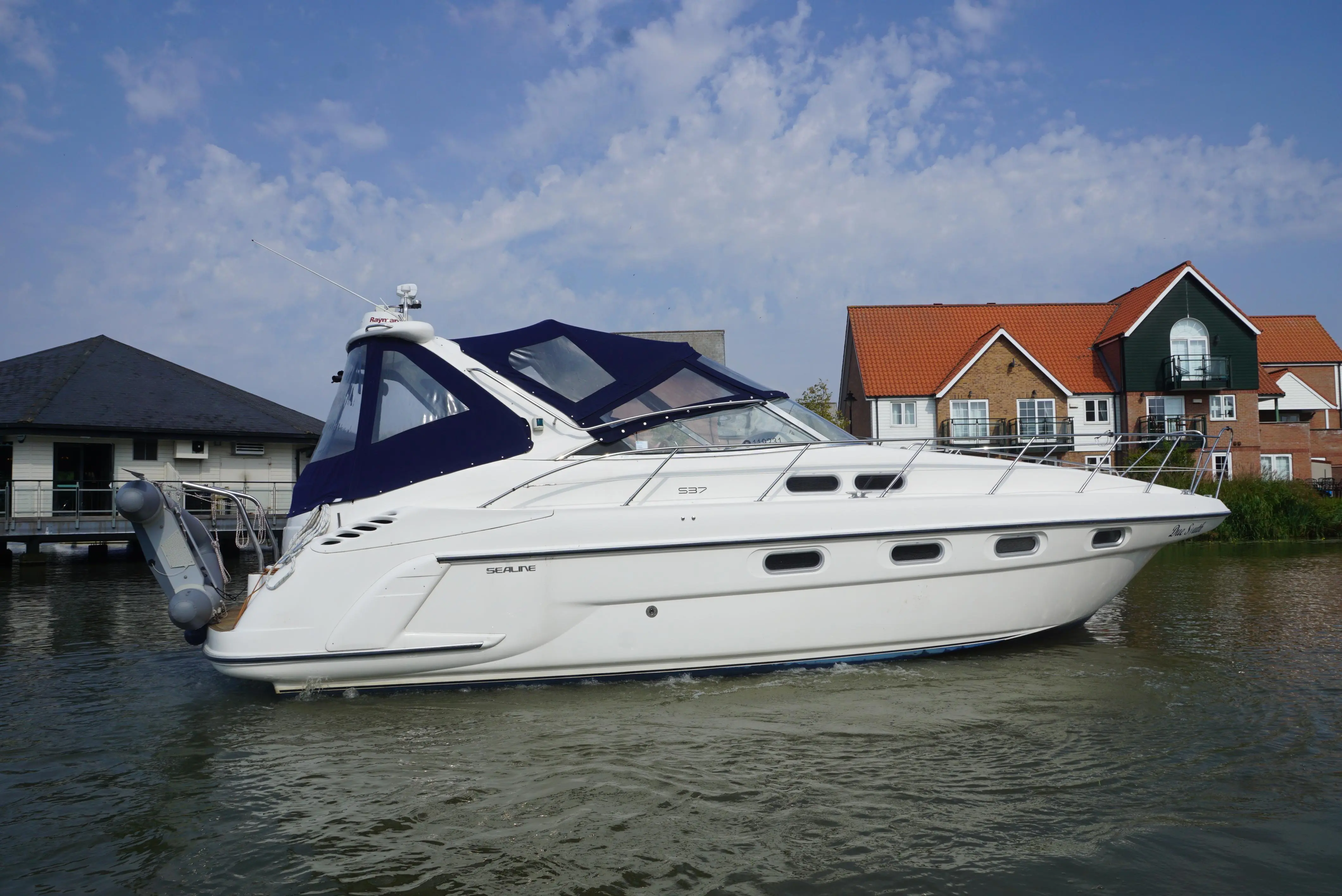 1997 Sealine s37 sports cruiser