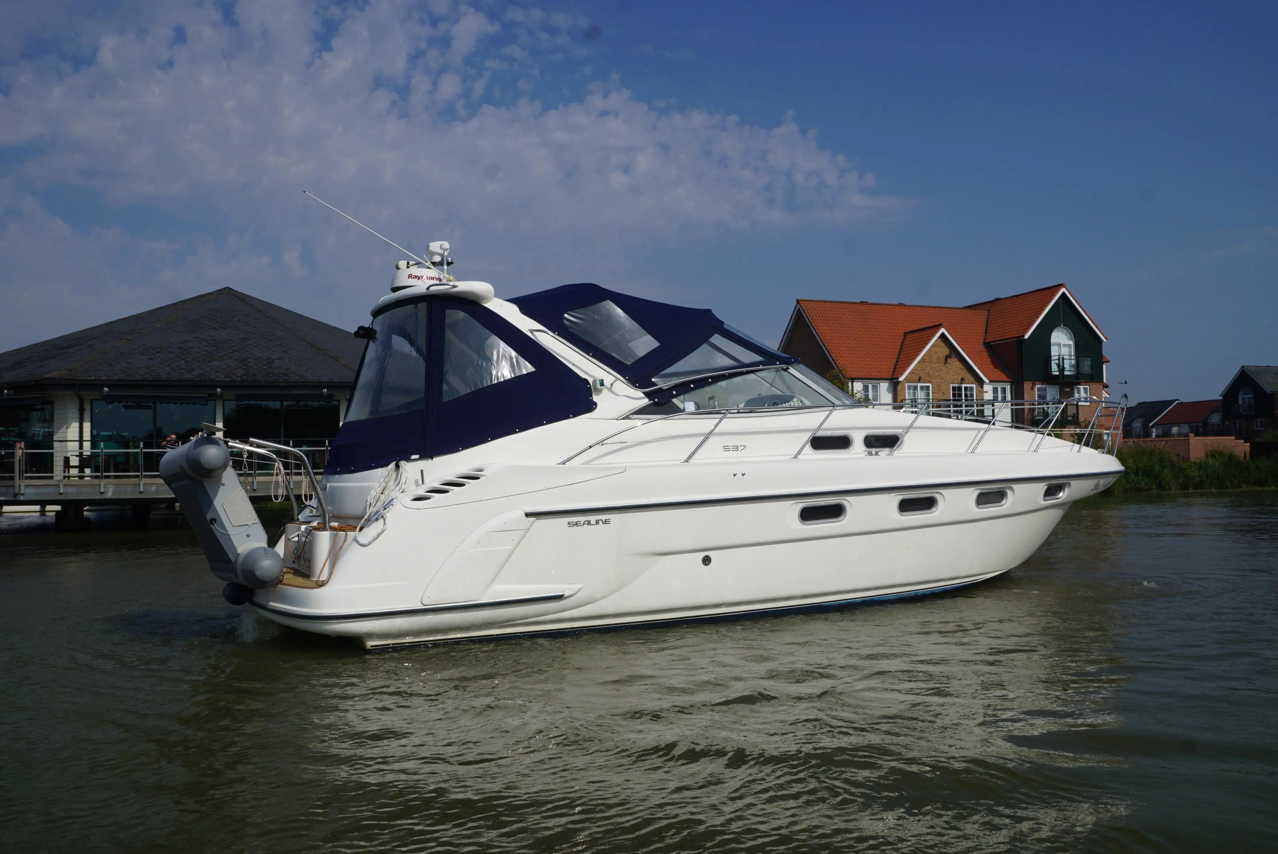 1997 Sealine s37 sports cruiser