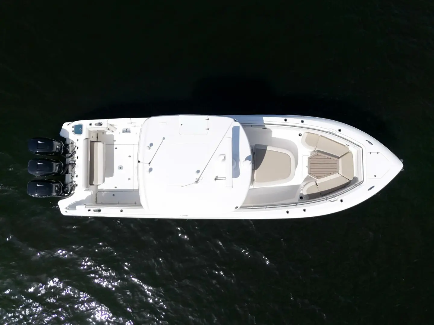 2017 Boston Whaler 350 outrage