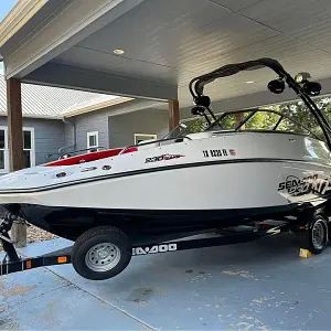 2011 Sea-Doo 230 Wake 510