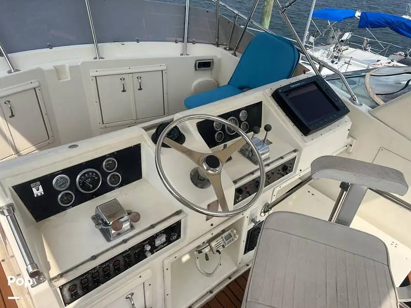 1987 Hatteras 410 aft cabin