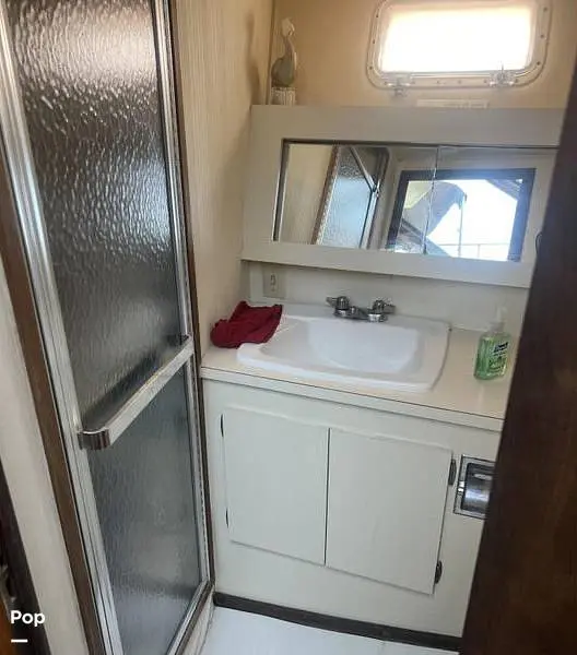 1987 Hatteras 410 aft cabin