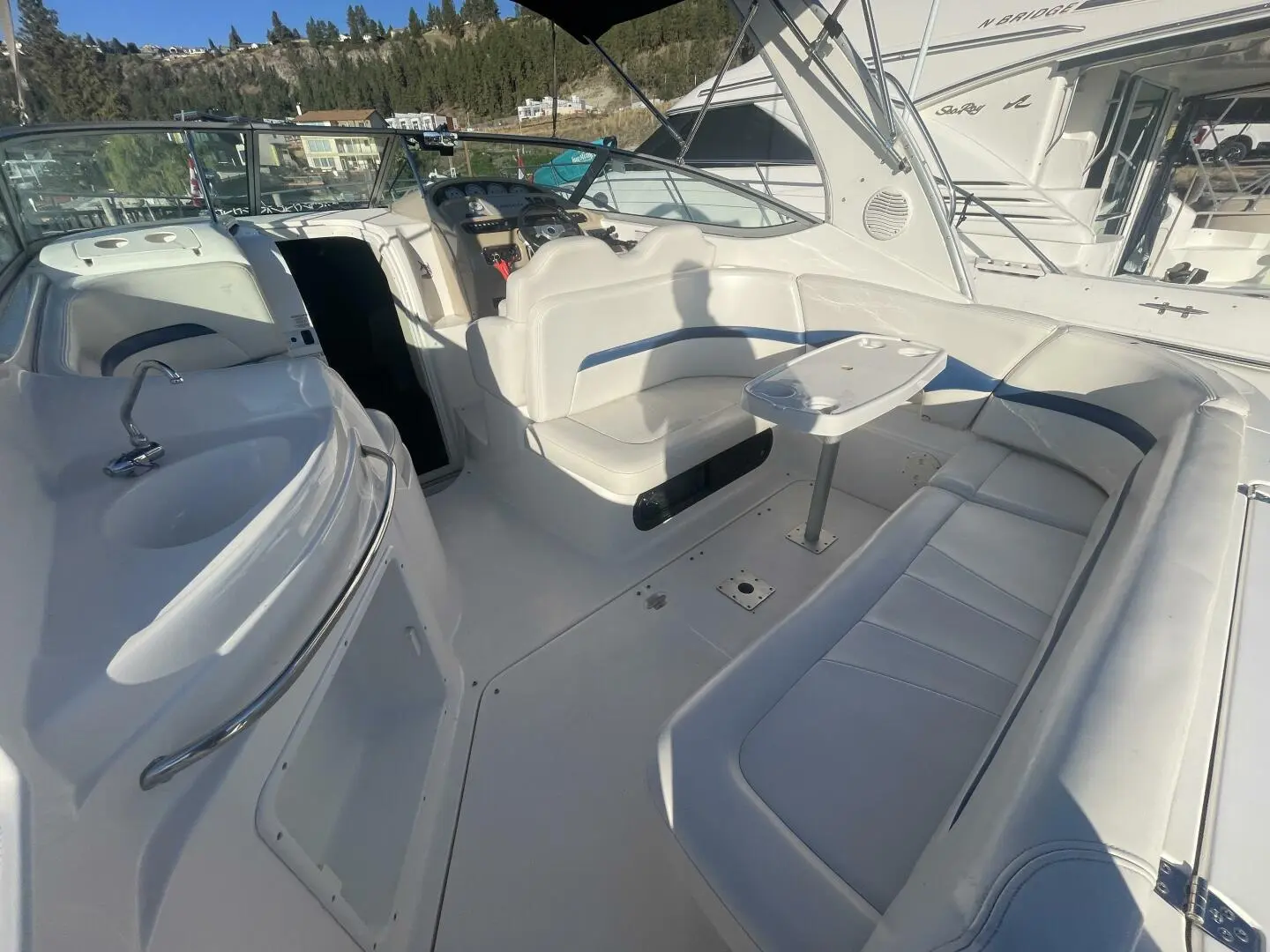 2002 Chaparral 280 signature