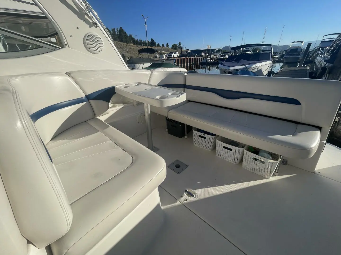 2002 Chaparral 280 signature