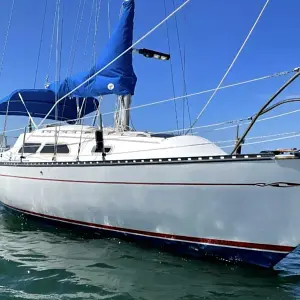 1991 Islander 28