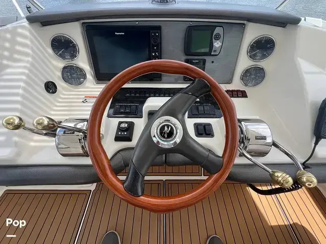 Sea Ray 36 Sedan Bridge