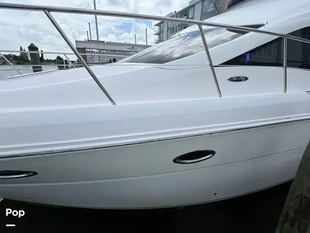 Sea Ray 36 Sedan Bridge