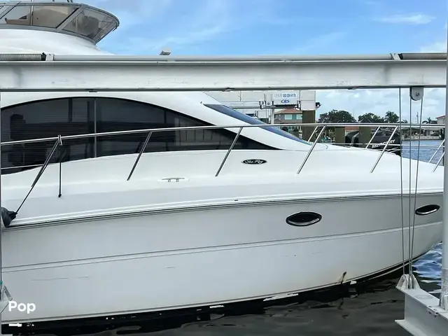 Sea Ray 36 Sedan Bridge