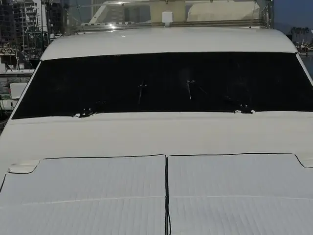 Ferretti Yachts 68