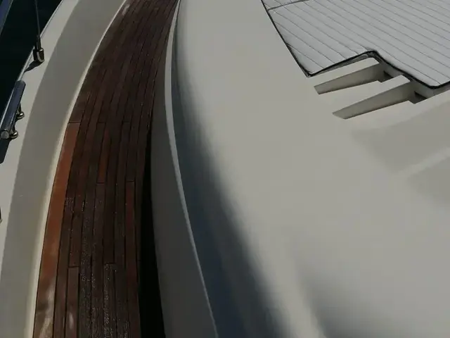 Ferretti Yachts 68