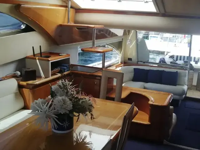 Ferretti Yachts 68