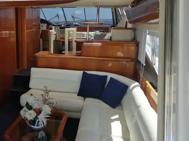 Ferretti Yachts 68