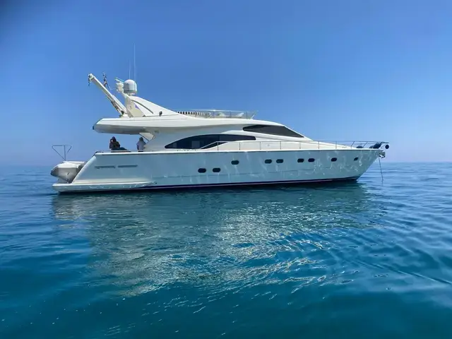 Ferretti Yachts 68