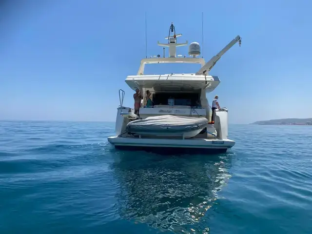 Ferretti Yachts 68