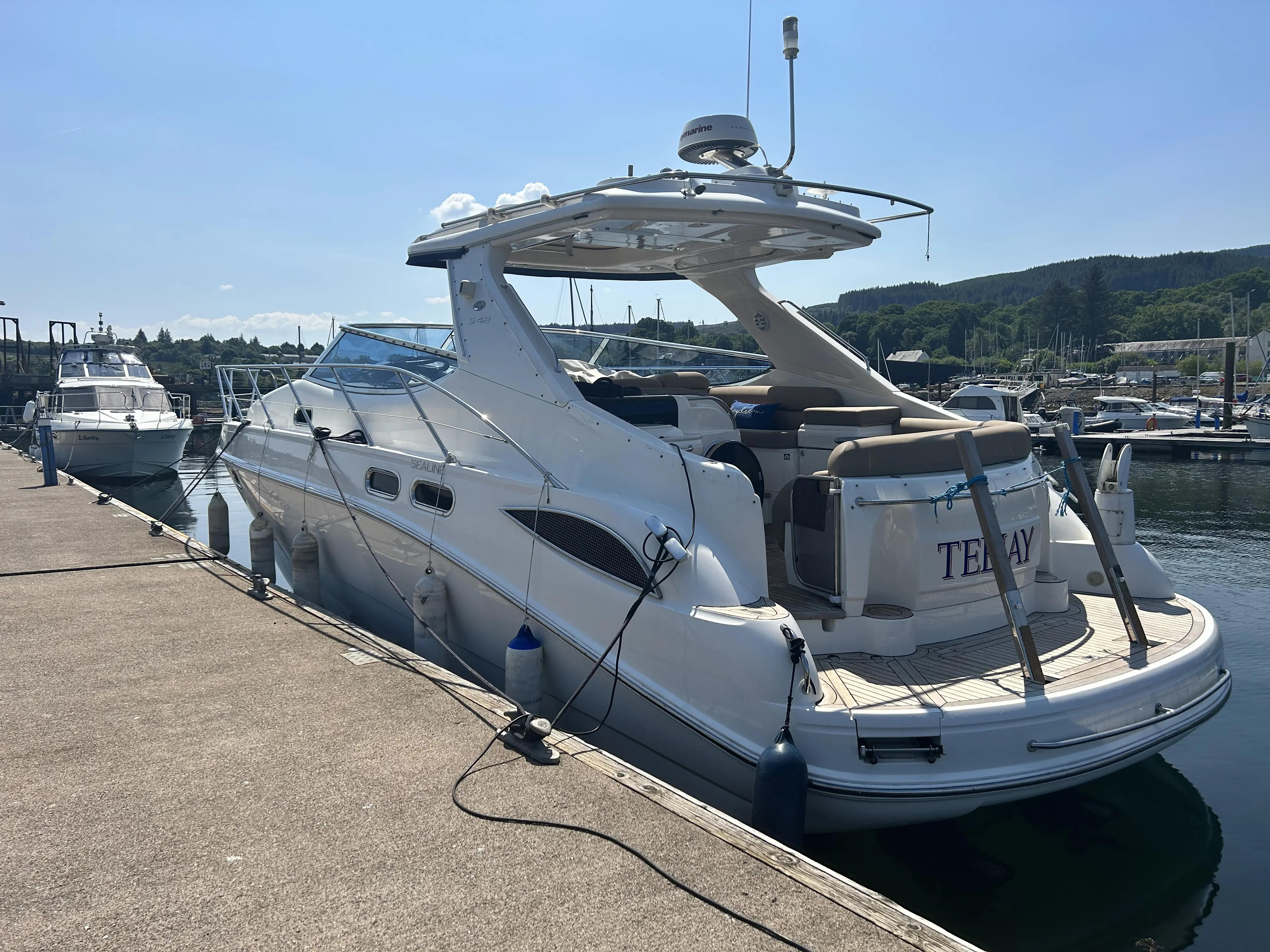 2004 Sealine s 42