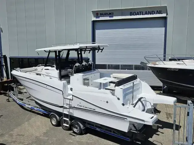 Jeanneau Cap Camarat 10.5 Center Console