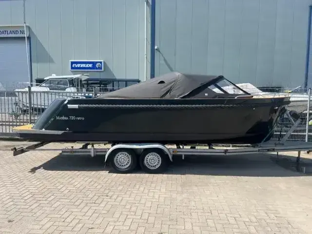 Maxima boats 720 Retro met boegschroef