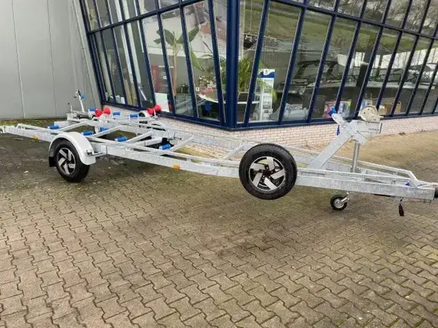 Vlemmix 1800 kg trailer 700