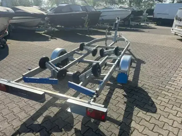 TTh Itrailer 1050 Multiroller