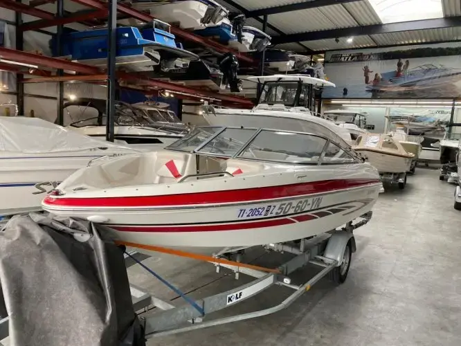 2008 Glastron gts 185 bowrider