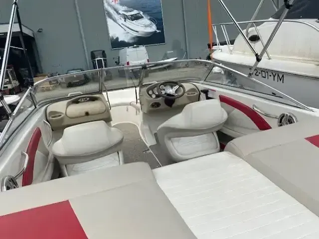 Glastron GT 185 Bowrider