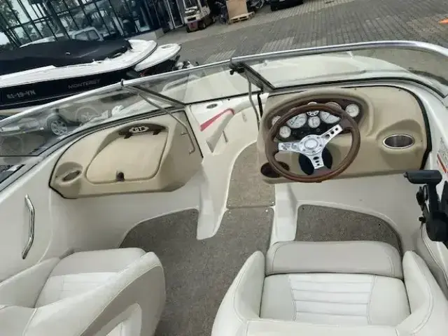 Glastron GT 185 Bowrider