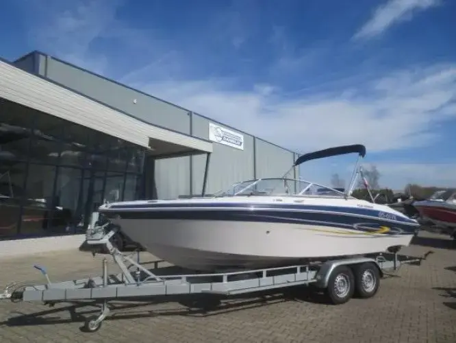 2006 Four Winns 200 horizon bowrider