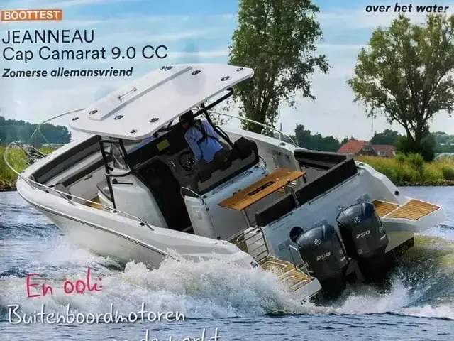 Jeanneau Cap Camarat 9.0 Center Console