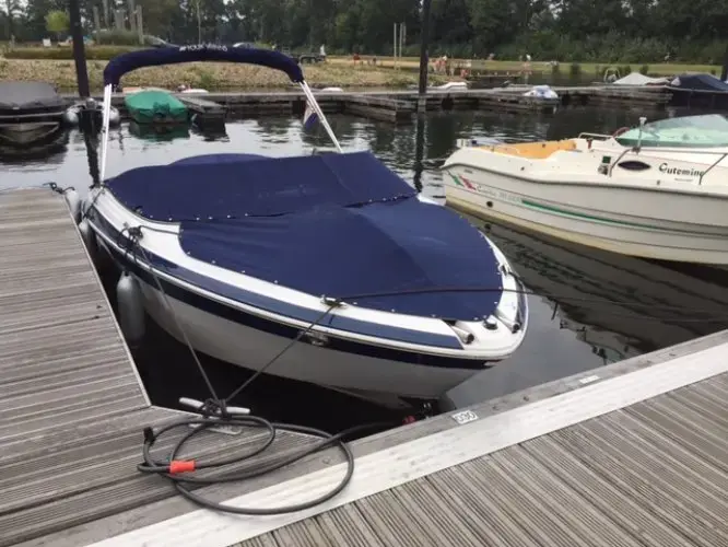 2006 Four Winns 200 horizon bowrider