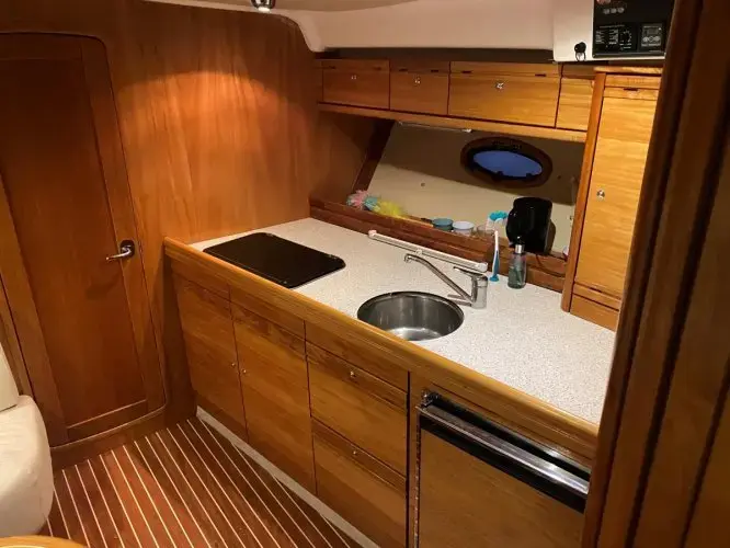 2007 Bavaria 38 sport