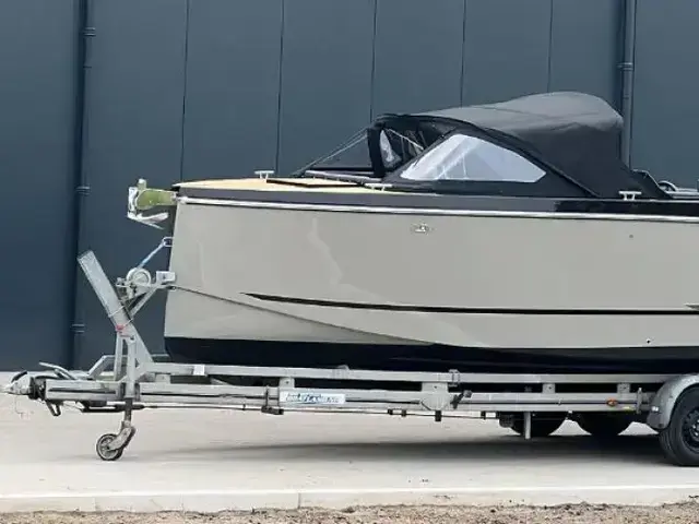 Maxima boats 740 Tender