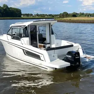  Jeanneau MERRY FISHER 695 SERIE 2