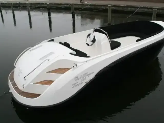 Oud Huijzer 578 Tender