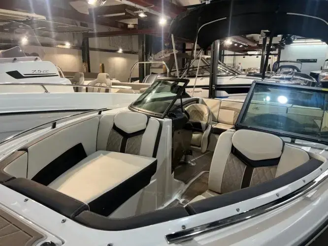 2023 Monterey 218 super sport bowrider