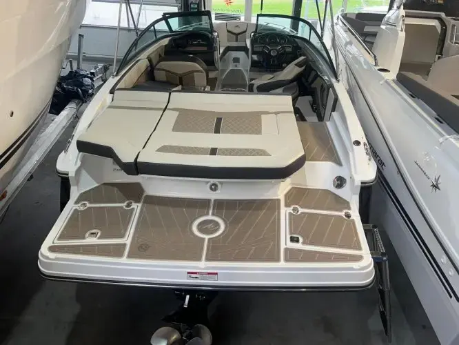 2023 Monterey 218 super sport bowrider