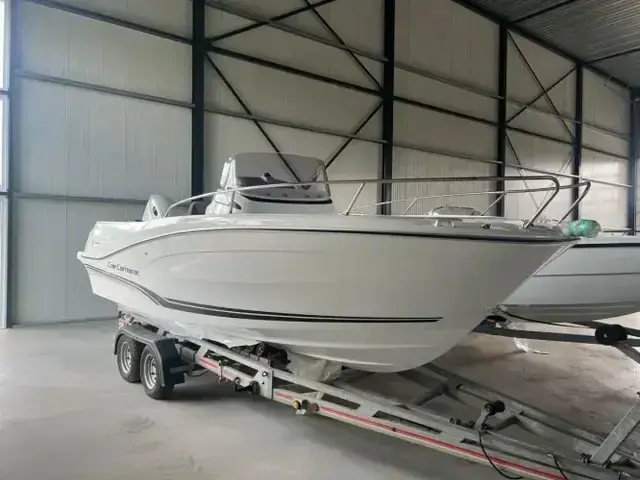 Jeanneau Cap Camarat 6.5 Center Console