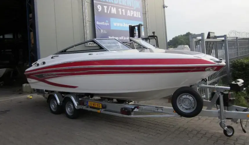 2010 Glastron gls 215 bowrider