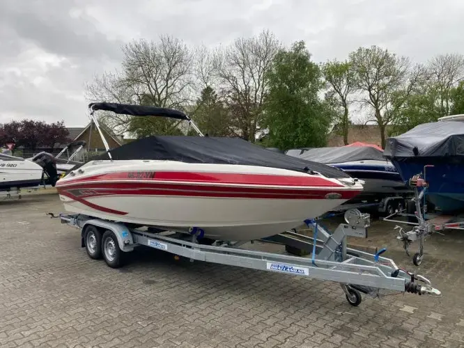 2010 Glastron gls 215 bowrider