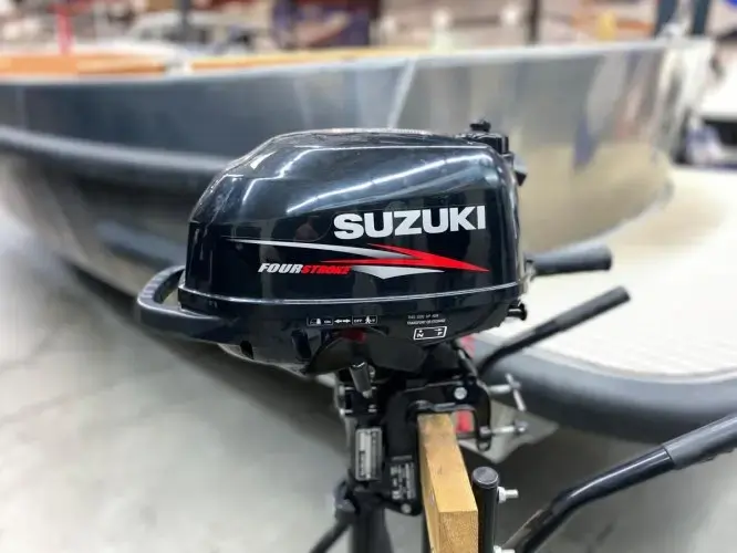 2016 Suzuki 2.5 pk kortstaart